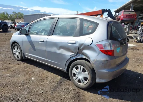 2010 Honda Fit z USA, uszkodzony, nr VIN JHMGE8H21AC035200